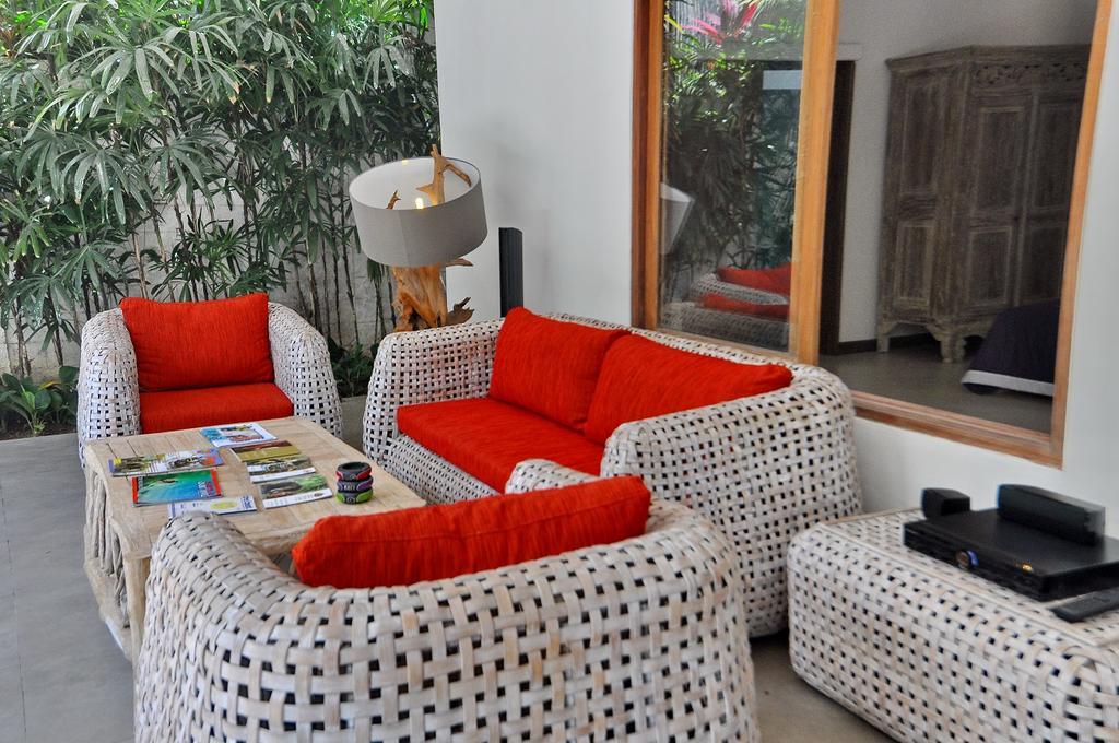 Villa Camelia Семиняк Екстериор снимка