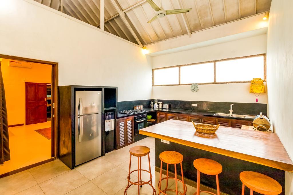 Villa Camelia Семиняк Екстериор снимка