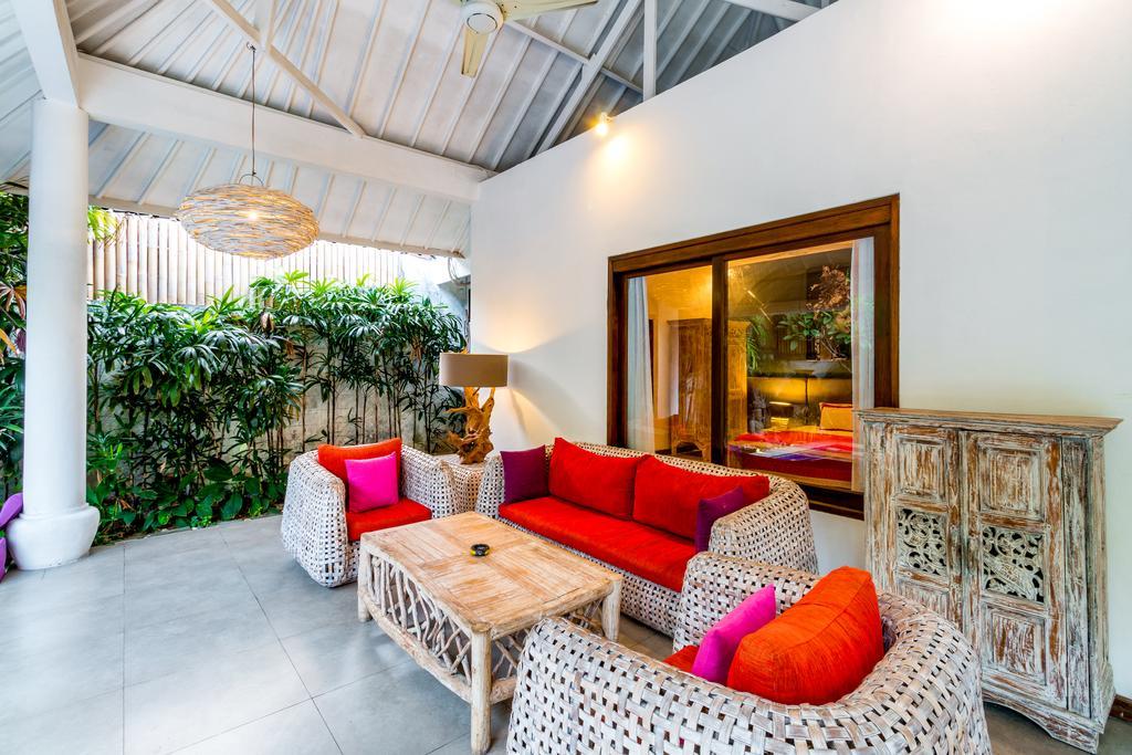 Villa Camelia Семиняк Екстериор снимка