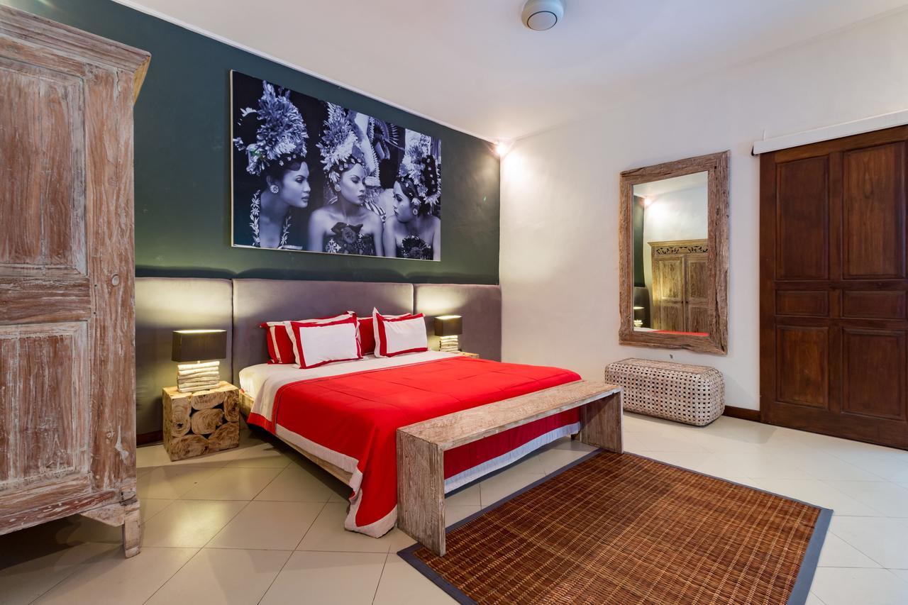 Villa Camelia Семиняк Екстериор снимка