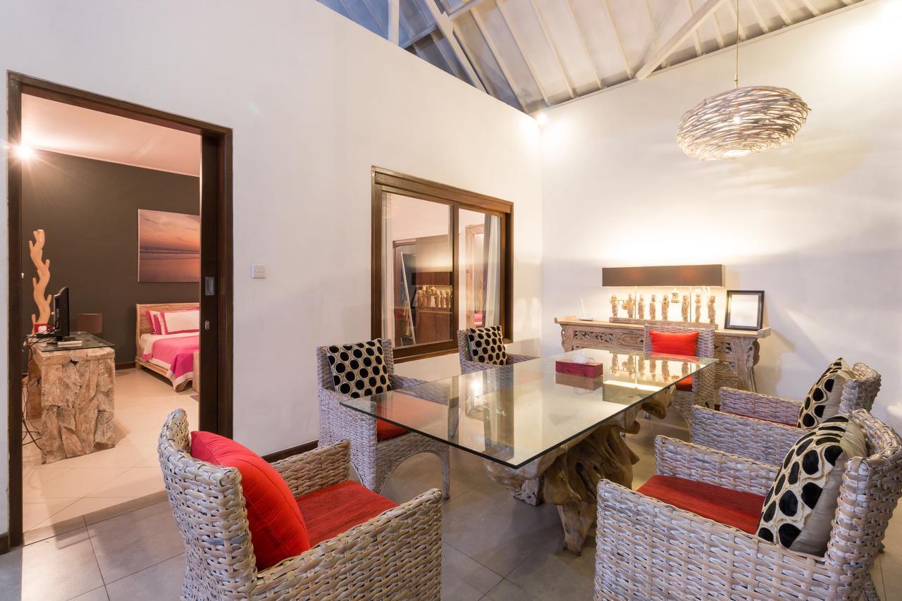 Villa Camelia Семиняк Екстериор снимка